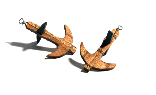 trireme wood and stone anchors Image of trireme anchors